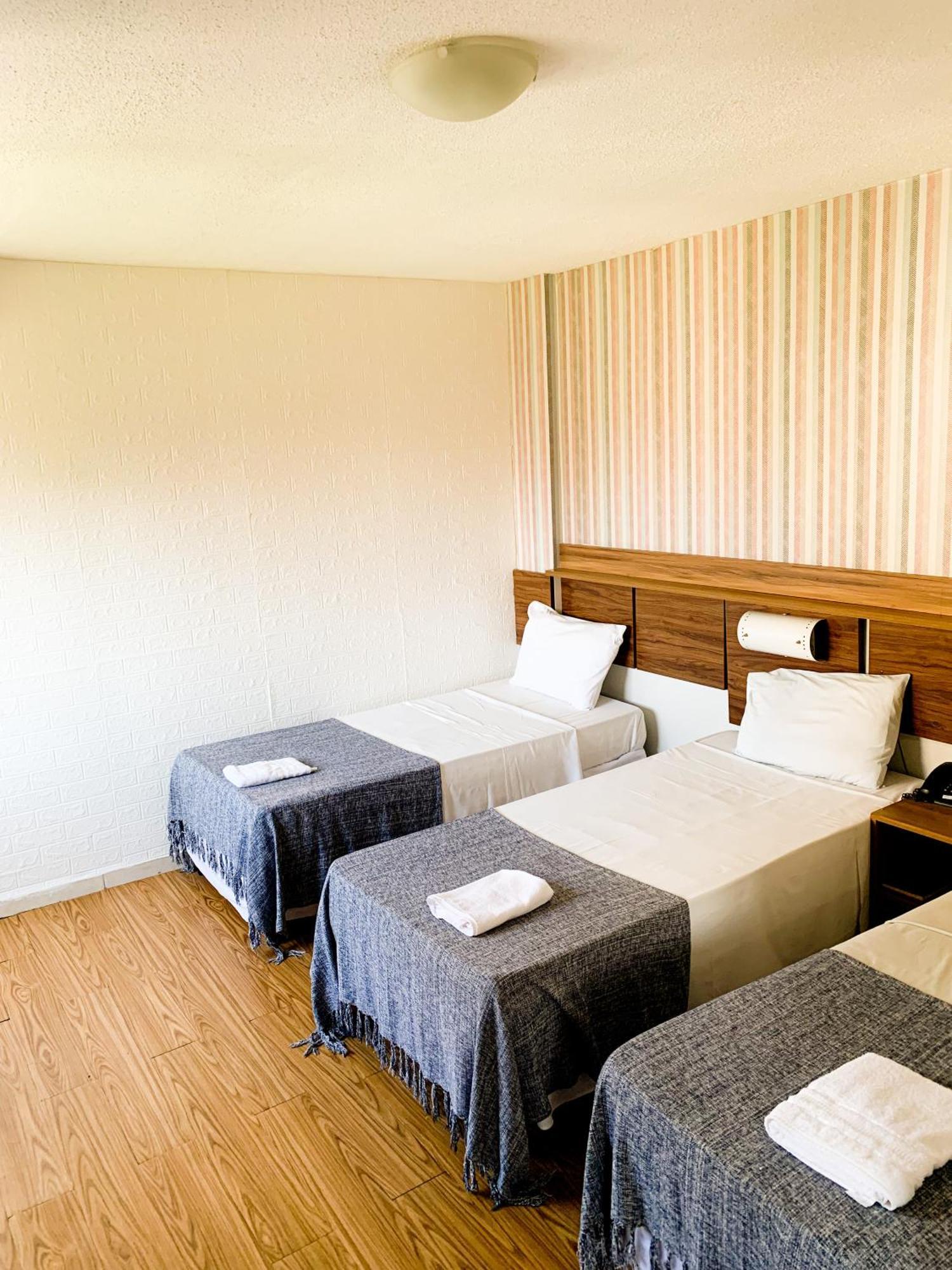 Hotel Do Largo ماناوس المظهر الخارجي الصورة